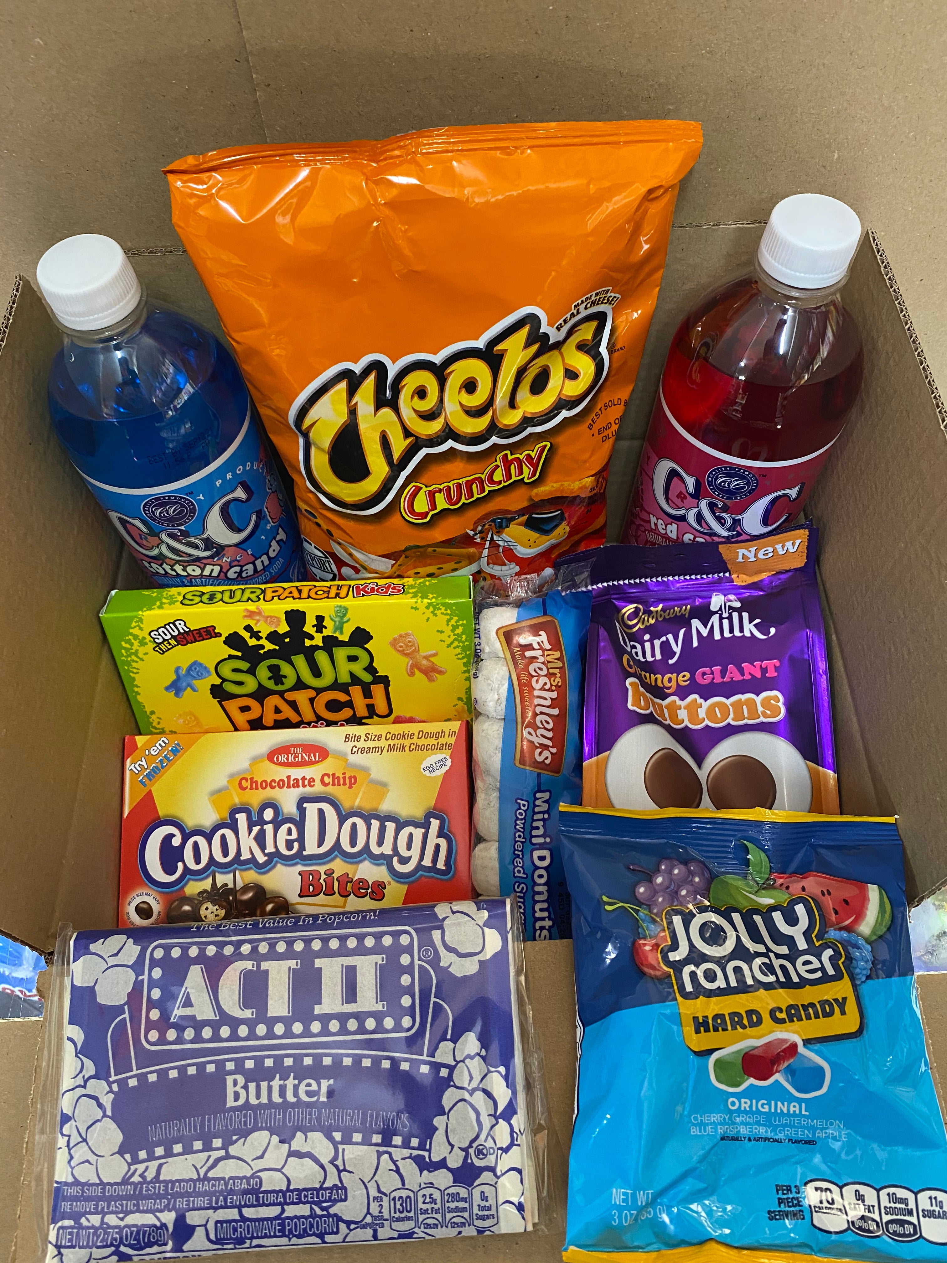 American Candy Stores Movie Night Box  - £20 - New